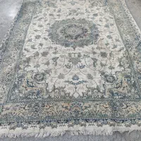 فرش 6 متری تمام نخ فقط دوتا لکه سوختگی داره