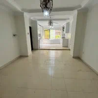 ۷۰متر  بازسازی شده  نما تراورتن  حیاط در اختیار