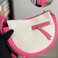 تعدای کیف نو|حراج|میانه, |دیوار