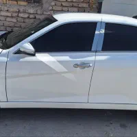 فروش دنا مدل 1400 در حد بدون رنگ وضربه