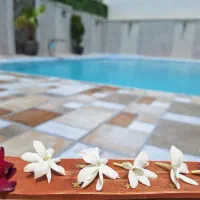 جذب نیروی خانم جهت کار در  پذیرش  استخر آفتاب