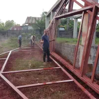 جوشکاری|خدمات پیشه و مهارت|لاهیجان, شیشه گران|دیوار