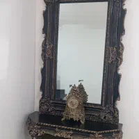 آیینه و کنسول