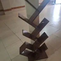 کتابخانه چوبی بسیار کاربردی