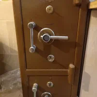 گاوصندوق دو طبقه