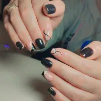 مدل برای کاشت ناخن فقط 200تومن