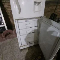 یخچال|یخچال و فریزر|بروجن, |دیوار