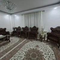 مبل و همراه با میز عسلی و میز ناهاری خوری ۶ نفره|مبلمان خانگی و میز عسلی|تهران, دارآباد|دیوار