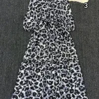 پیراهن پلنگی|لباس|تالش, هشتپر|دیوار