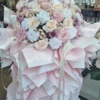 گل مصنوعی پایه دار