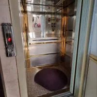 یک طبقه با اسانسور جهت اداری