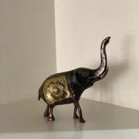 مجسمه برنزی