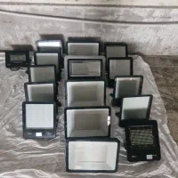 پروژکتور 200 وات