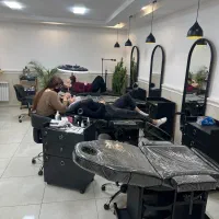 اجاره-تخت-فقط-برای-مژه-کار