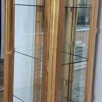 ویترین و بوفه طلایی