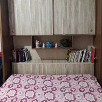 تخت و کمد  تا شو