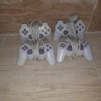 (تخفیف) ۴ دسته سالم ps1 و ps2 (اصل) و یک رابط
