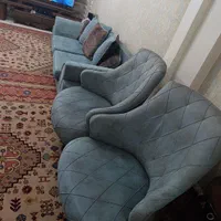 فروش مبل۷نفره و۲تخته قالی۹متری و۴متری|مبلمان خانگی و میز عسلی|تهران, شهرک کیانشهر|دیوار