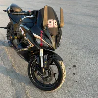 کیوجی بنلی ۳۰۰ cf rs