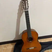گیتار یاماها c40