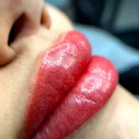 تخفیف خدمات ارایشدائم .شیدینگ لب . میکروبلیدینگ|خدمات آرایشگری و زیبایی|فولادشهر, B4|دیوار