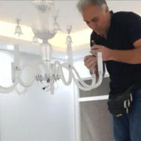 نصاب لوستر،نصب و مونتاژ انواع لوستر مدرن و کلاسیک|خدمات پیشه و مهارت|اردبیل, |دیوار