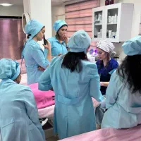 آموزش اپراتور لیزر موهای زائد