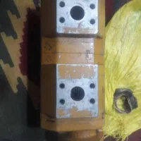 پمپ دوطبقه حرکت لودر کوماتسو ۱۲۰