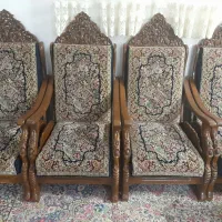 دو دست مبل قالی
