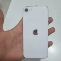 آیفون se2020