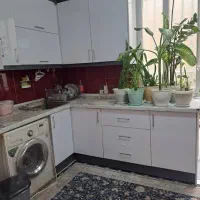 رهن کامل آپارتمان طبقه اول با پارکینگ و حیاط خلوت