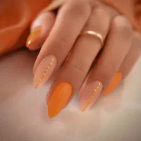 فیشال پوست و کاشت ناخن تضمینی تخفیف یلدایی|خدمات آرایشگری و زیبایی|فردیس, فردیس|دیوار