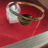 النگو و انگشتر طلا.