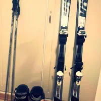 ست کامل لوازم اسکی و لباس و عینک در‌ حد نو