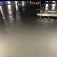 بتنریزی کف محوطه با ماله برقی پروانه ی کفسازی|خدمات پیشه و مهارت|یزد, |دیوار