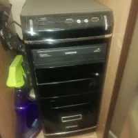 کامپیوتر|رایانه رومیزی|اصفهان, بهارستان|دیوار