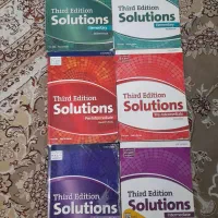 کتاب زبان solutions سبز و قرمز و بنفش با کتاب کار