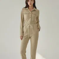 لباس زنانه|لباس|اهواز, فرودگاه|دیوار