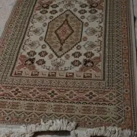 ۲ عدد فرش سالم سالم   و ۲و ۱نیم متری