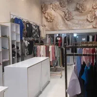 واگذاری مغازه پوشاک با ۶ سال سابقه