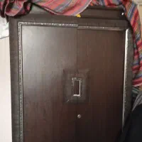 تخت خواب و کمد لباس مجلسی خوب  قیمت توافقی