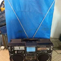 ضبط تلویزیون دار انتیک