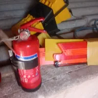 مقداری لوازم تریلر نو هست ددخدمتم