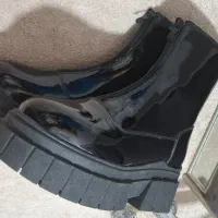 بوت جلو زیپ ورنی