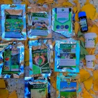 فروش سم و کود مخصوص گلهای آپارتمانی|گل و گیاه طبیعی|اصفهان, باغ زرشک|دیوار