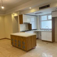 68متر 2خواب نوساز خیابان فرجام