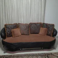 مبل هفت نفره و میز ناهار خوری