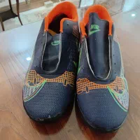 کفش چمن|ورزشهای توپی|تربتحیدریه, داروپخش|دیوار