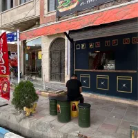 کارگر فست فود