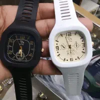 فروش عمده ساعت فقط ۱۷۵ تومن